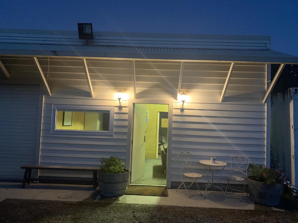 Benrose Farm Cottages Wellington Exterior photo