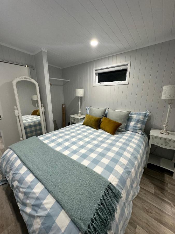 Benrose Farm Cottages Wellington Exterior photo